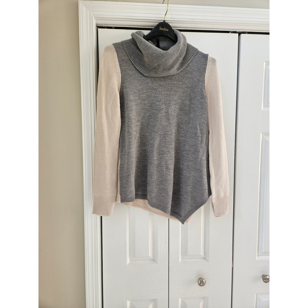 BCBGMAXAZRIA Waris Cowl Neck Colorblock Sweater Grey Cream XS ROW1V067-0K5